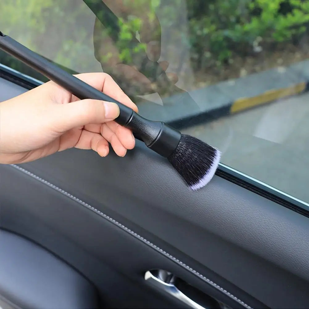 Ultra-Soft Detailing Brush Super Dense Auto Interior Detail Brush With Synthetic Bristles Car Dashboard Duster Brush