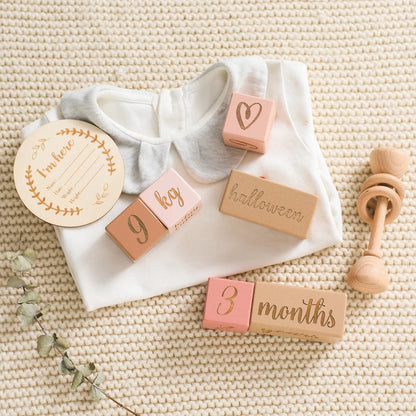 Baby Milestone Memorial Beech Wooden Blocks Quadrate Engraved Newborn Grow up Milestones Commemorate Block Photography Props