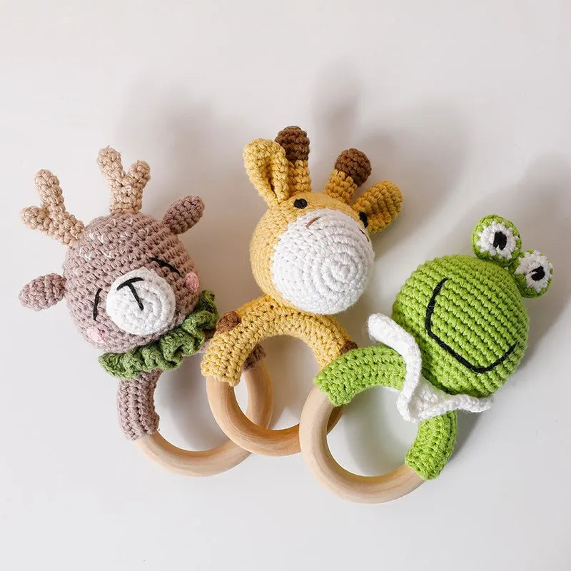 1Pc Baby Teether Wooden Crochet Rattle Toy BPA Free Baby Mobile Play Gym Wood Rodent Rabbit Rattle Newborn Educational Toy Gifts