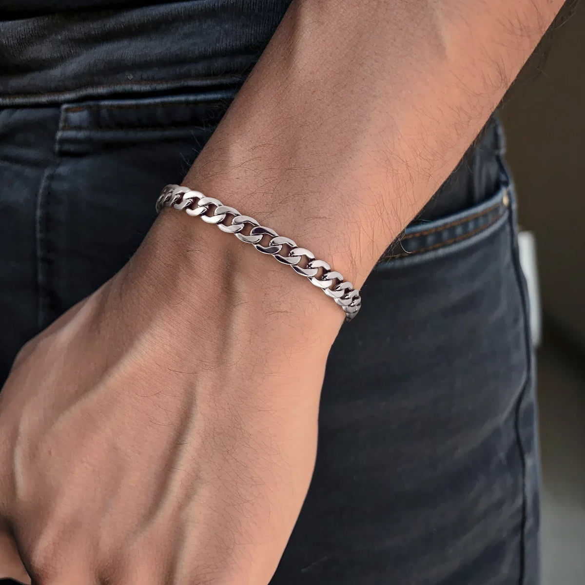 LUXUKISSKIDS Stainless Steel Couple Men/Woman Bracelets Fashion Curb Cuban Link Chains On Hand Rock Bracelet Wrist Jewelry Gifts