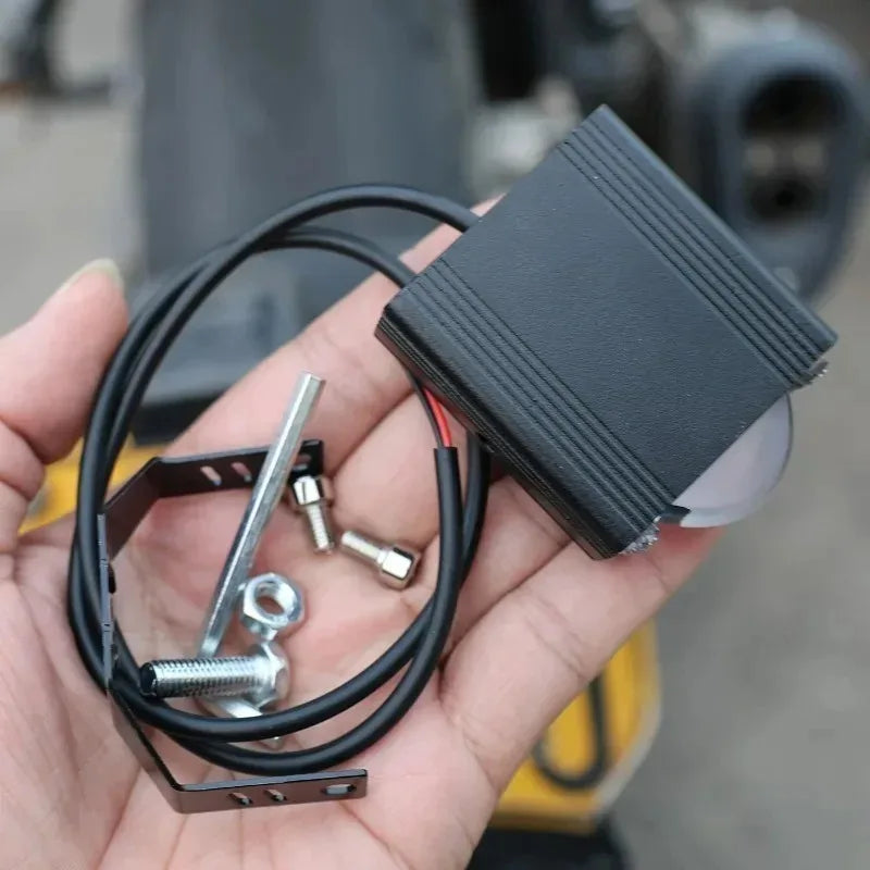 Car Grille Spotlight Projector Len Light DRL LED Aluminum Alloy Super Bright Motorcycle Auxiliary Waterproof Dustproof Spotlight