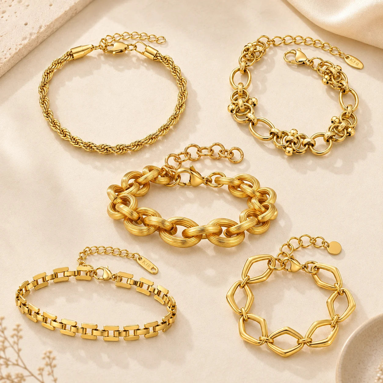 Chunky Stainless Steel Link Chain Bracelet For Woman, Gold Plated Layering Bracelets Wristband Waterproof Jewelry