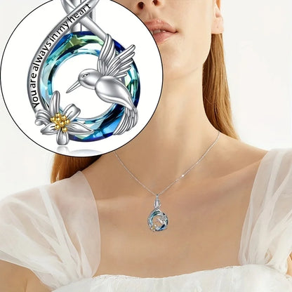 1PCS Hummingbird Urn Necklace for Urn Ashes for Women Cute Animal Cremation Jewelry Remembrance Gift for Christmas