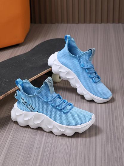 Men's Large Size Outdoor Hiking And Running Shoes Comfortable Casual Versatile Fashionable Sports Shoes for Couples Training