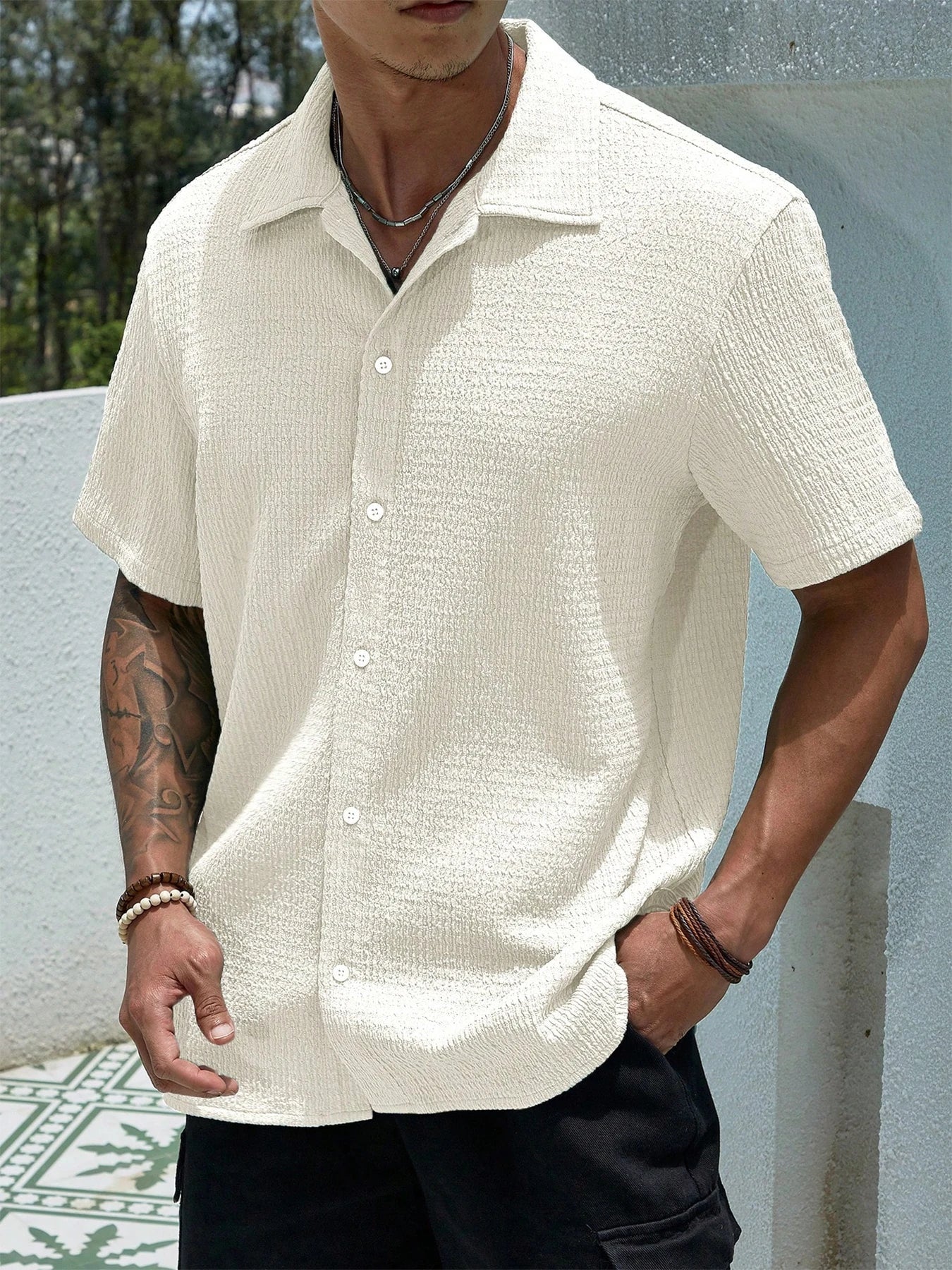 Men's casual shirts, short-sleeved men's shirts, summer clothes, pleated fabrics, light and breathable, suitable for queuing for