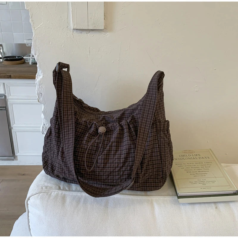 Korean Nylon Shoulder Bag Fashion Simple Plaid Zipper Tote Bag Drawstring Pleated Cloud Bag New Commuter Crossbody Shoulder Bag