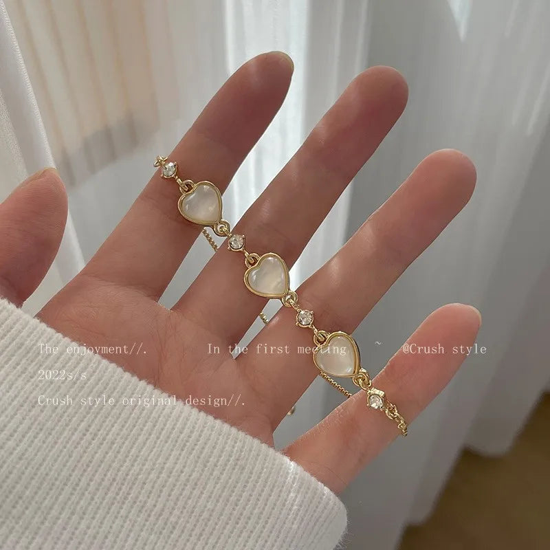 Zinc Alloy Bracelet Sparkling Zircon Flower Bracelet Handmade Bracelet Alloy For Daily Wear Fashion Accessory Party