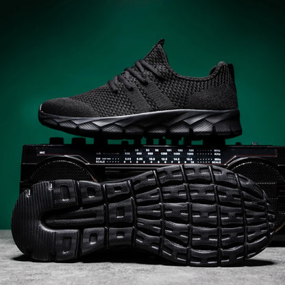 Men Sneakers Breathable light Running Shoes Four Seasons plus size Classic Casual Sports Shoes Platform Sneaker walking shoes