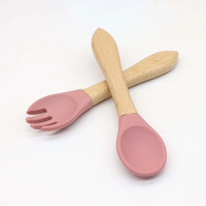 7pcs baby silicone tableware set, bib, dining plate, bowl with suction cup, 2-in-1 water cup, snack cup, wooden spoon and fork