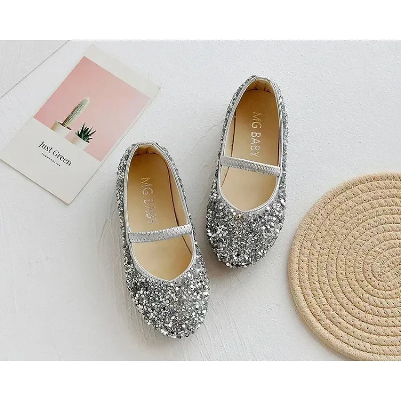 2025 Spring 1 to 12 years old girls dress shoes Beauty Pointed Toe Teen Girl Leather Shoes Bling Princess Wedding Shoes