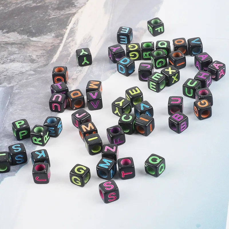 Hot! 100Pcs/Lot 6mm Mixed Many Kinds Acrylic Cube Square Number&Alphabet Letter Beads for Bracelet Necklace Jewelry Making DIY