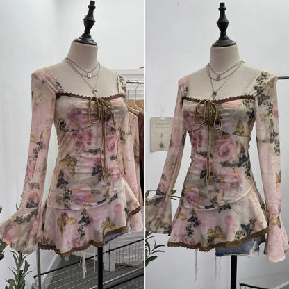 Women‘s Retro Chic French Square Neck Lace-Up Bell Long Sleeve Top Personalized Smudged Print Irregular Hem Sweety Shirt 9980