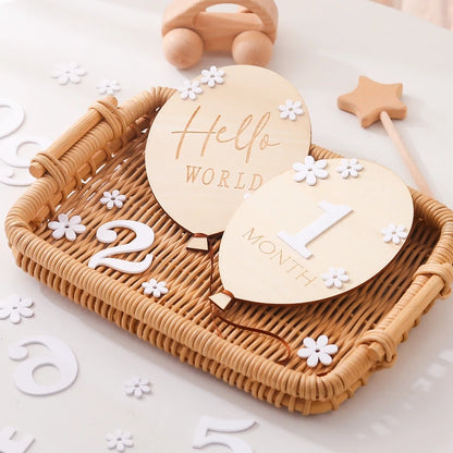 Wooden Baby Month Photography Prop Cloud Shape Record Card Newborn Birthday Gift Milestone Card Souvenir Baby Photo Accessories