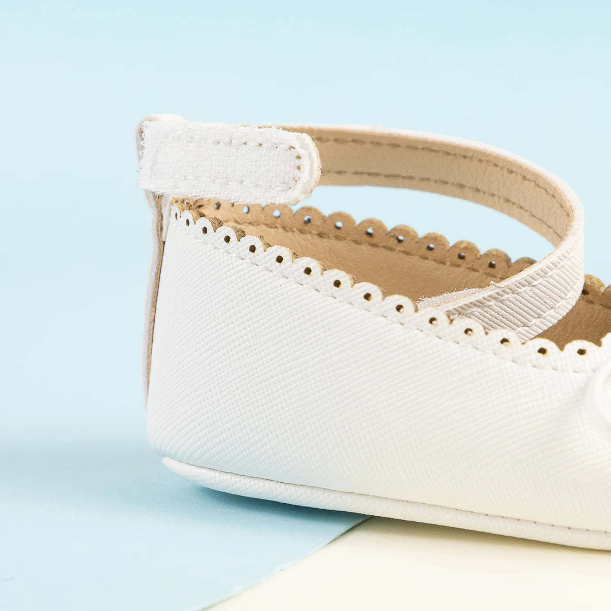 New Baby Shoes Girls' Soft-soled Leather Bowknot Party Princess Shoes Light Flat First Walkers Breathable and Anti-slip