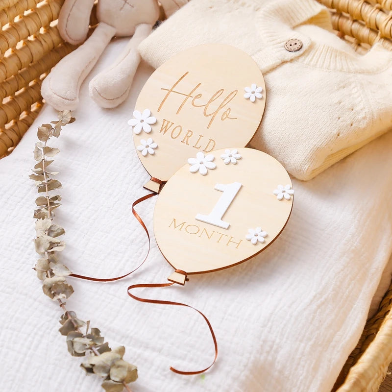 Wooden Baby Month Photography Prop Cloud Shape Record Card Newborn Birthday Gift Milestone Card Souvenir Baby Photo Accessories
