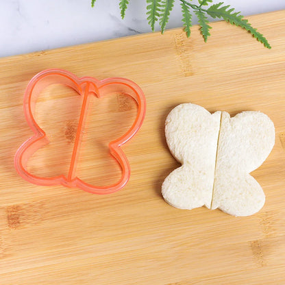Kids Sandwich Cutter Bread Mold Cartoon Squirrel Sea Dog Bread Knife Sandwich Cutter Sealer for Bento Lunch Boxes Accessories
